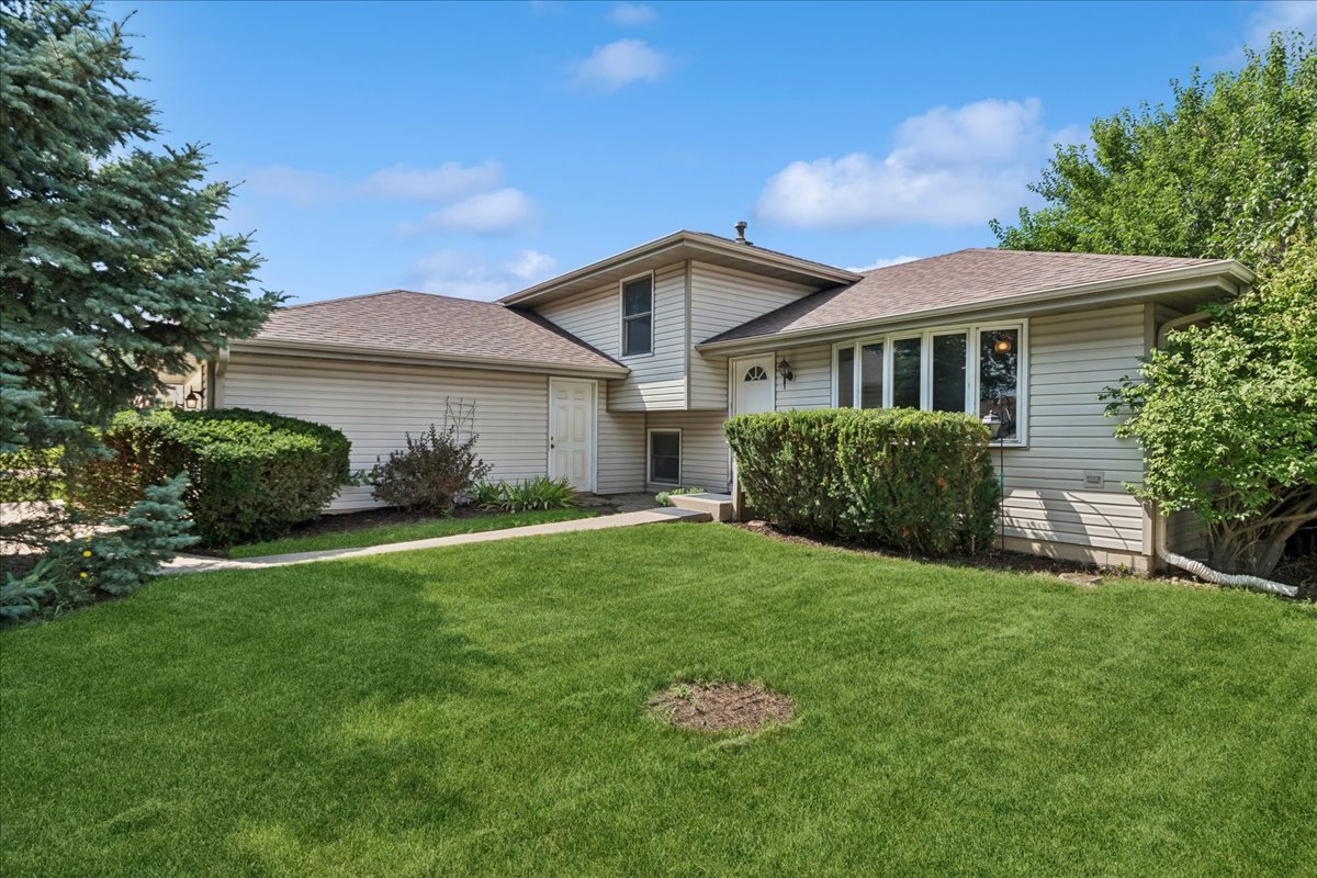 6911 Manchester Drive Property Photo 1