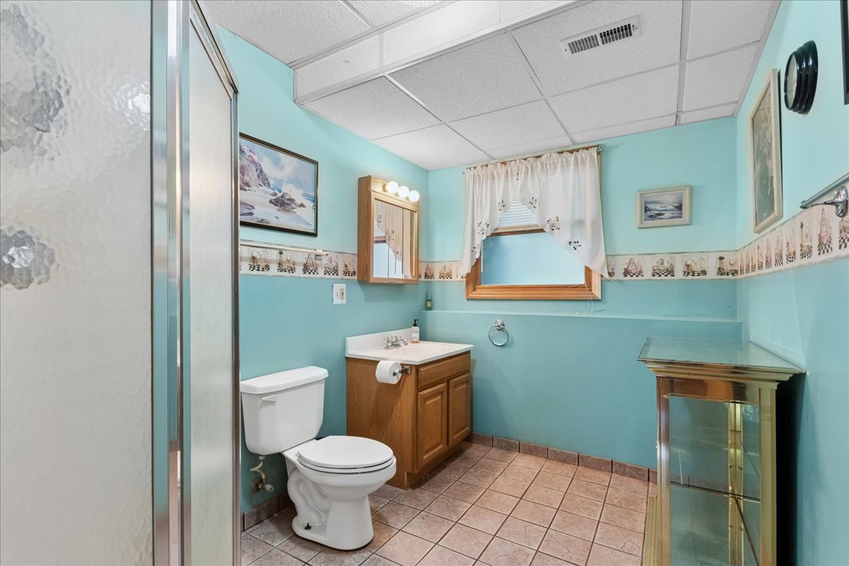 6911 Manchester Drive Property Photo 10