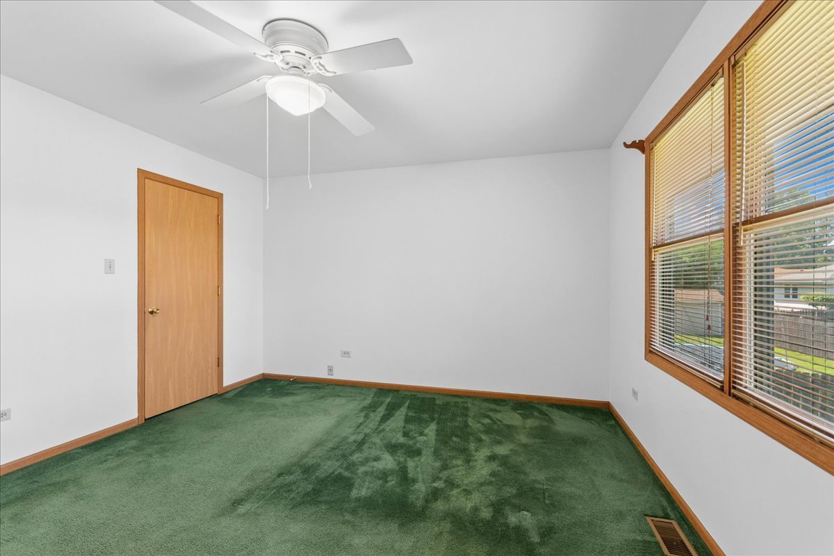 6911 Manchester Drive Property Photo 12
