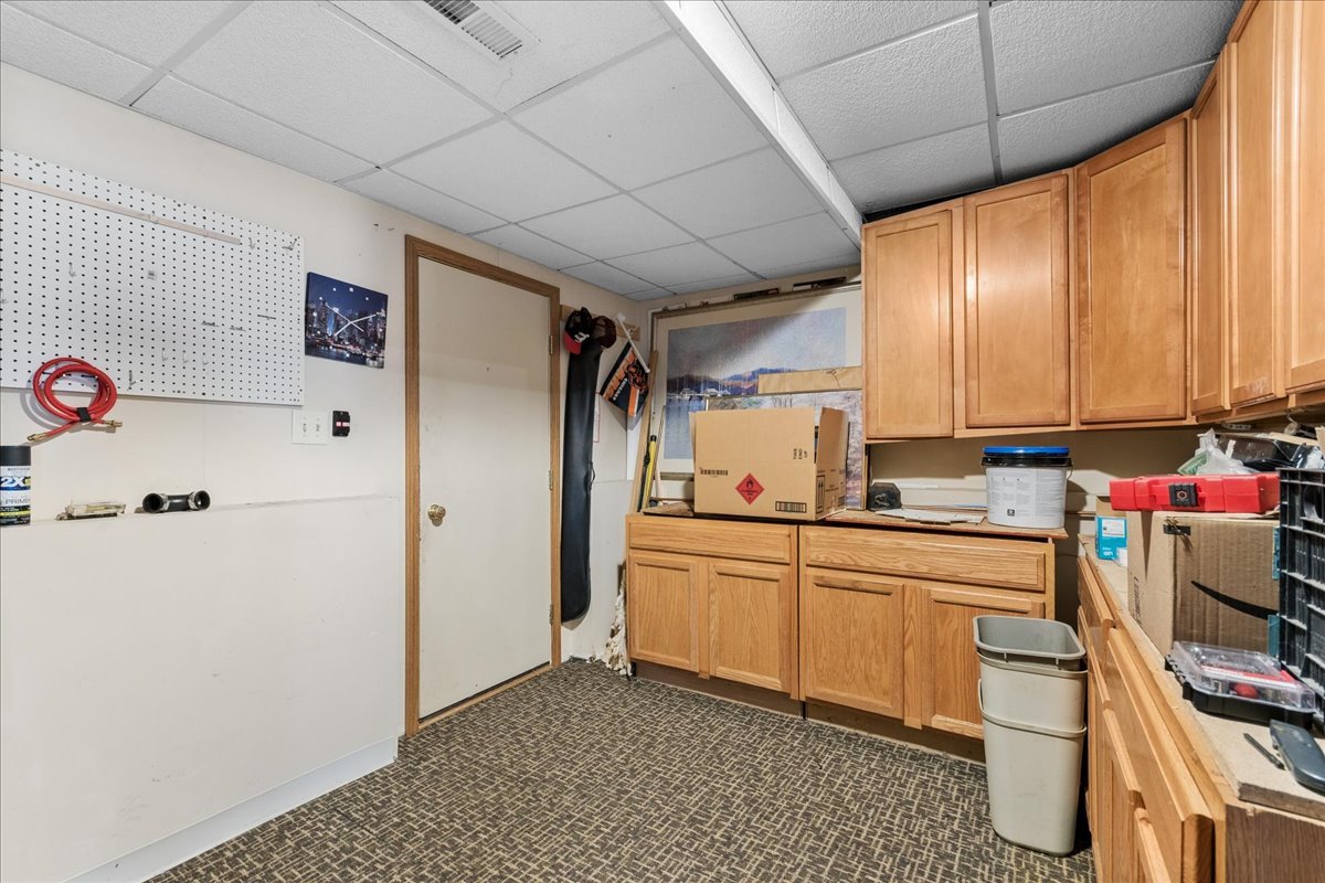 6911 Manchester Drive Property Photo 16