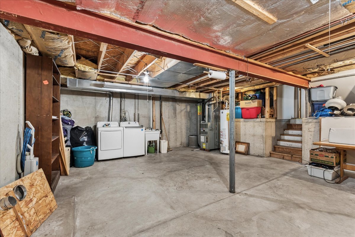 6911 Manchester Drive Property Photo 17