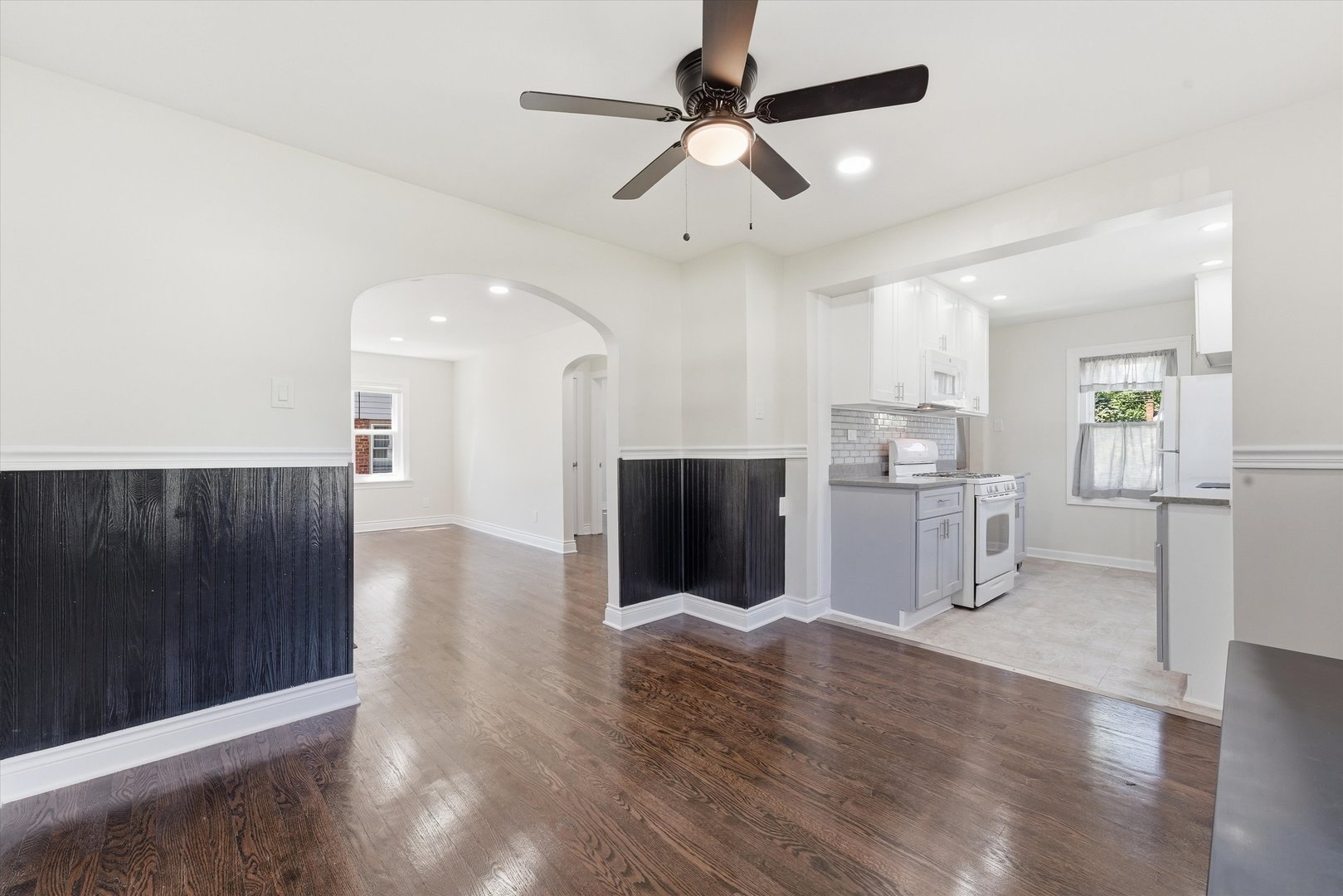 11800 S Ridgeway Avenue Property Photo 8