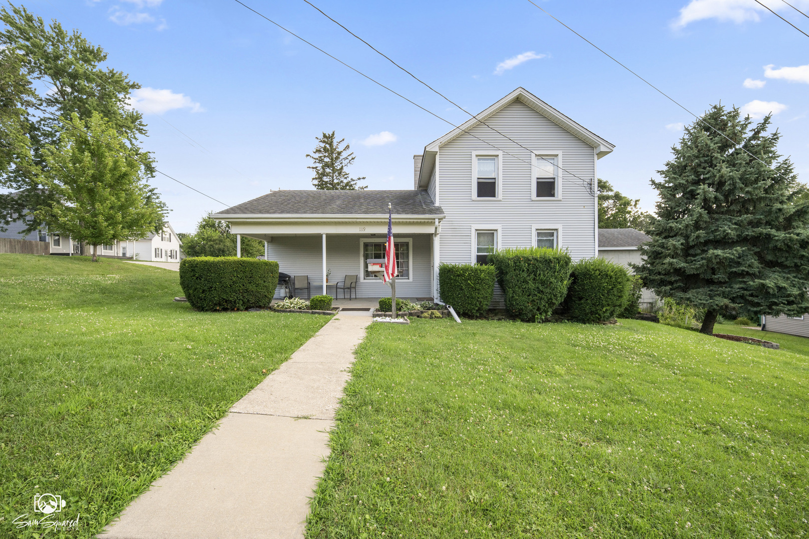 119 E 17th Street Property Photo 1