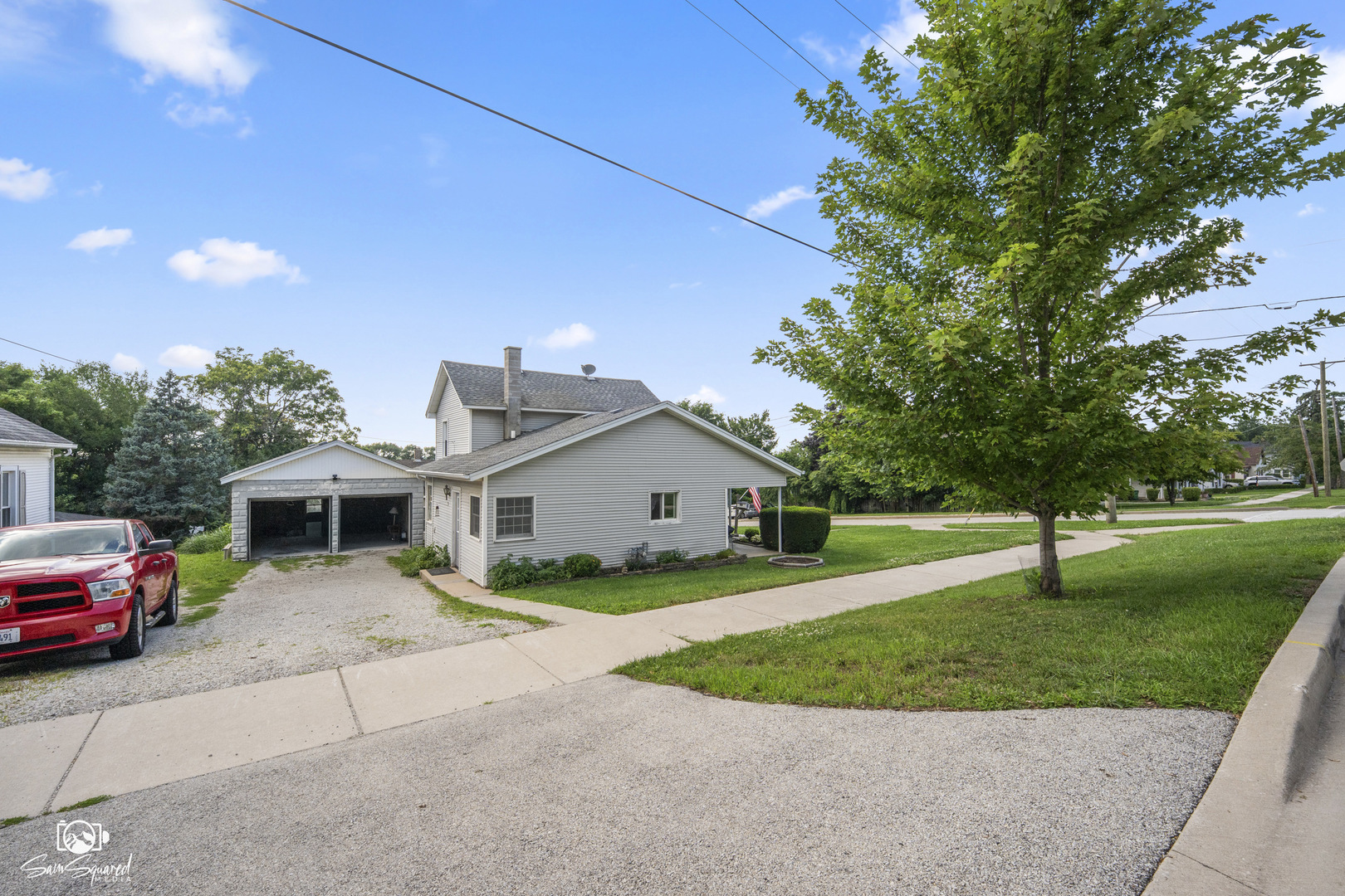 119 E 17th Street Property Photo 3