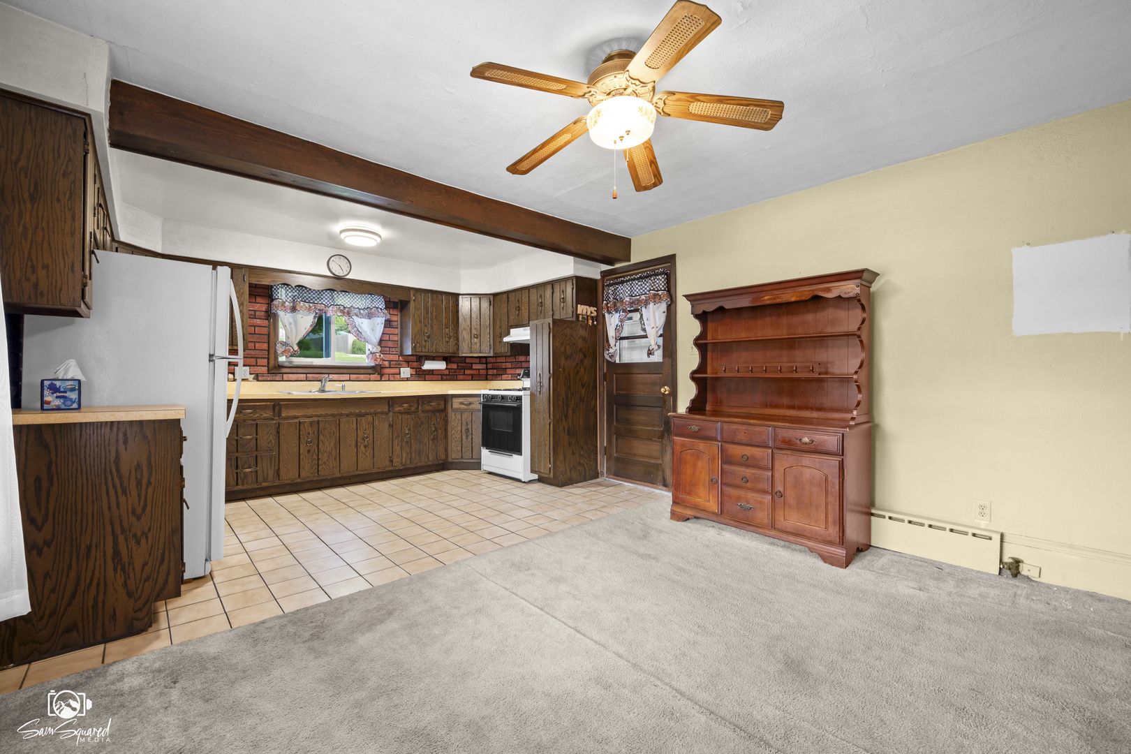 119 E 17th Street Property Photo 7