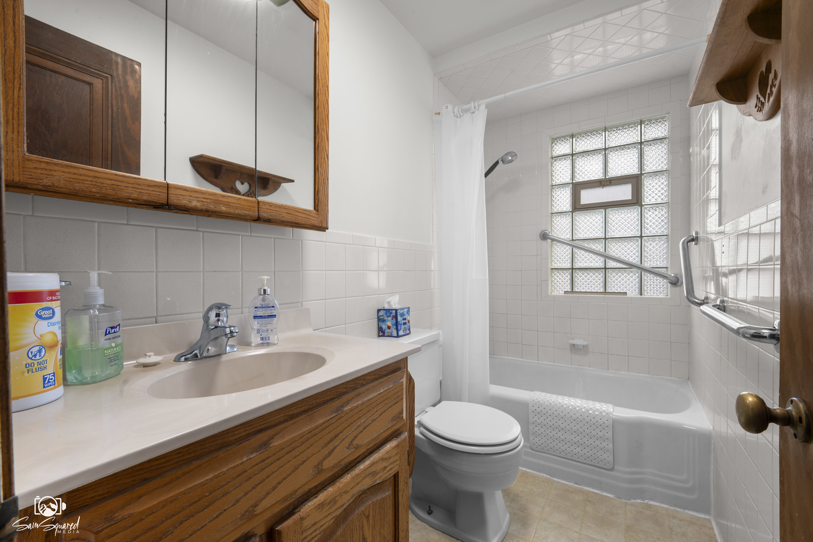 119 E 17th Street Property Photo 13