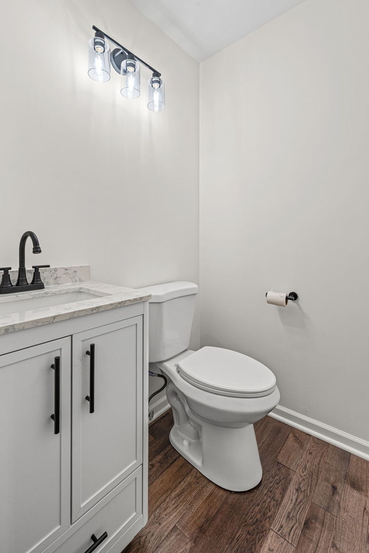 1104 Independence Drive Property Photo 12