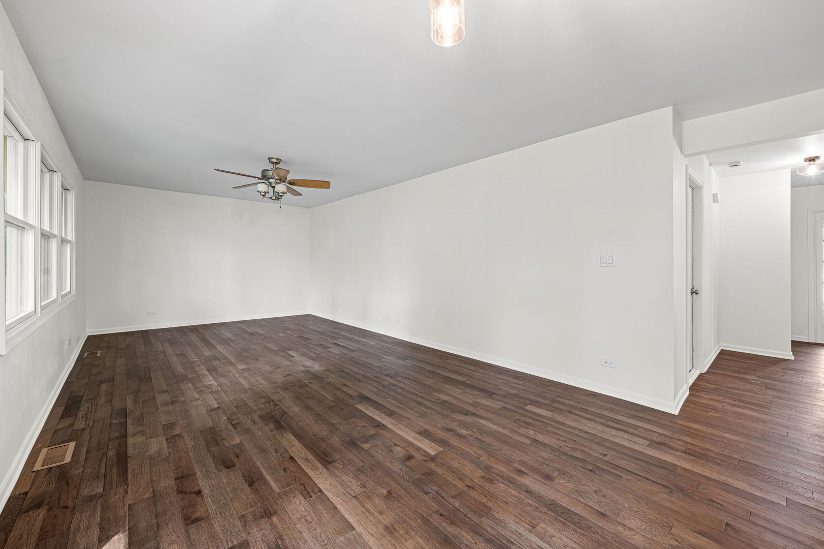 1104 Independence Drive Property Photo 16