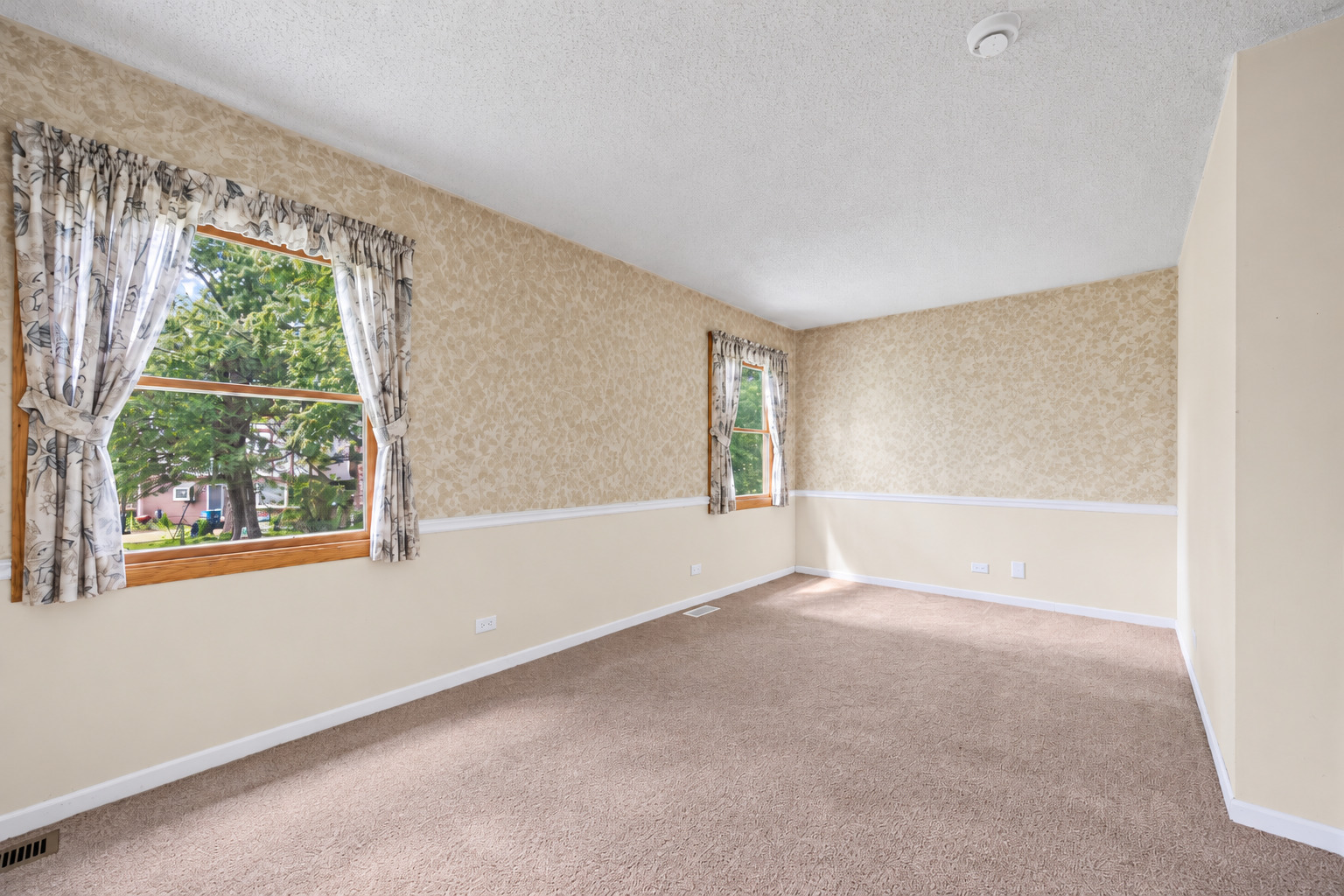 1104 Independence Drive Property Photo 25