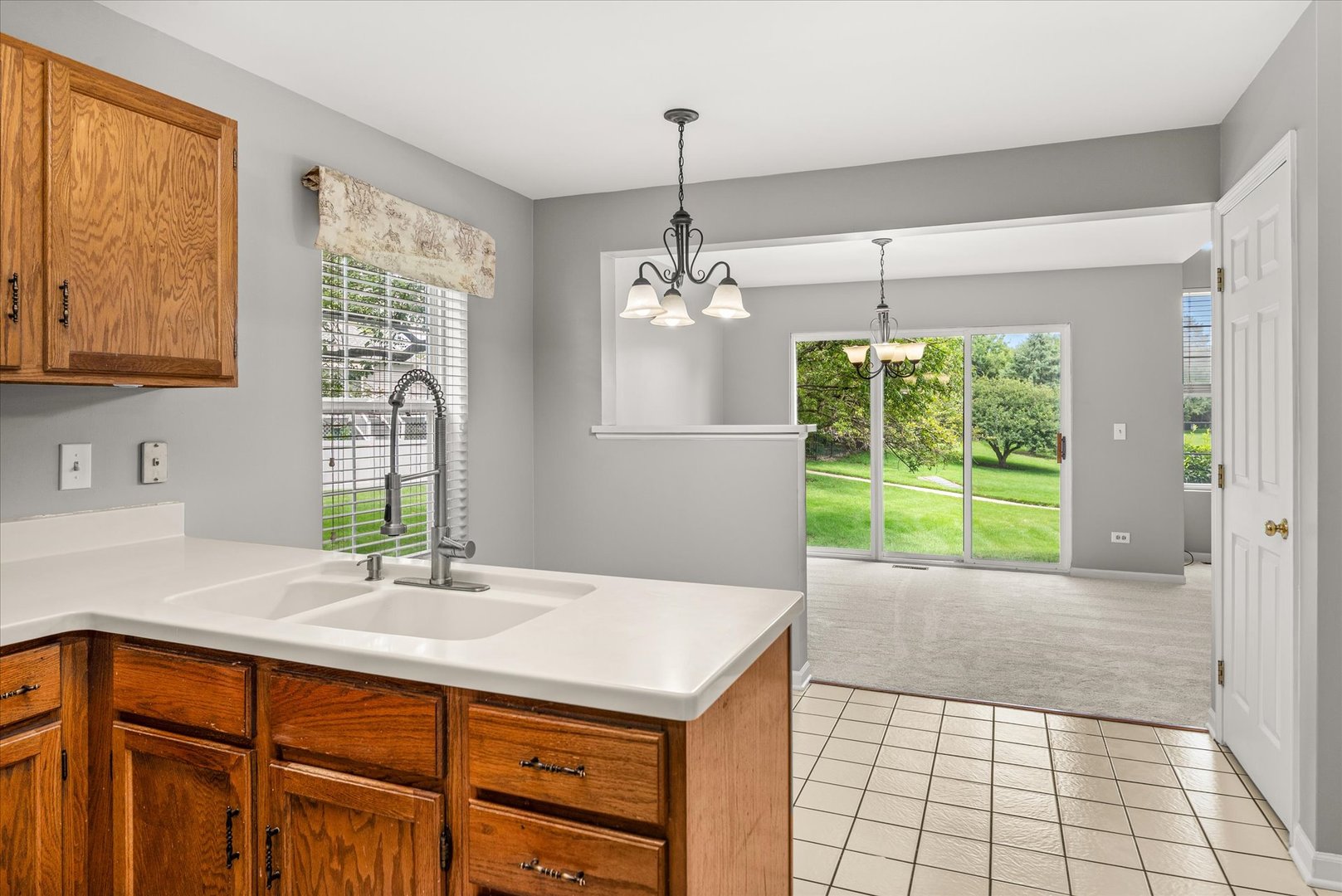 3804 Petra Court Property Photo 5