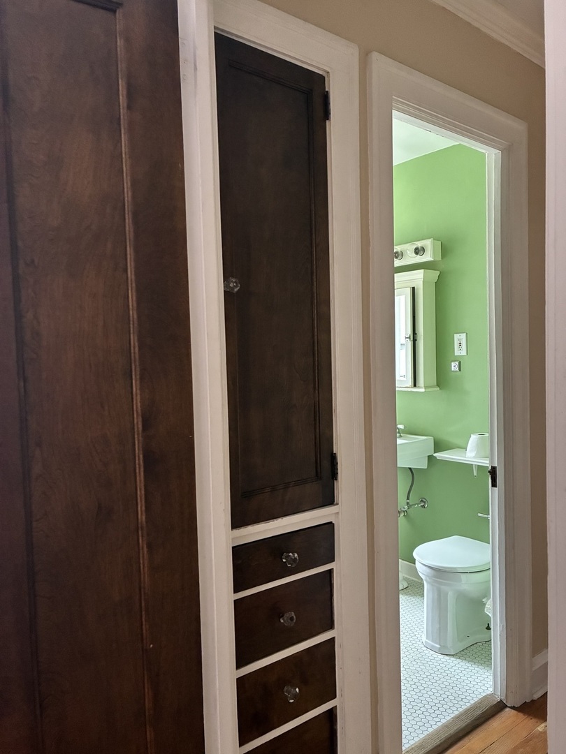 2506 N Harrison Street E1 Property Photo 14