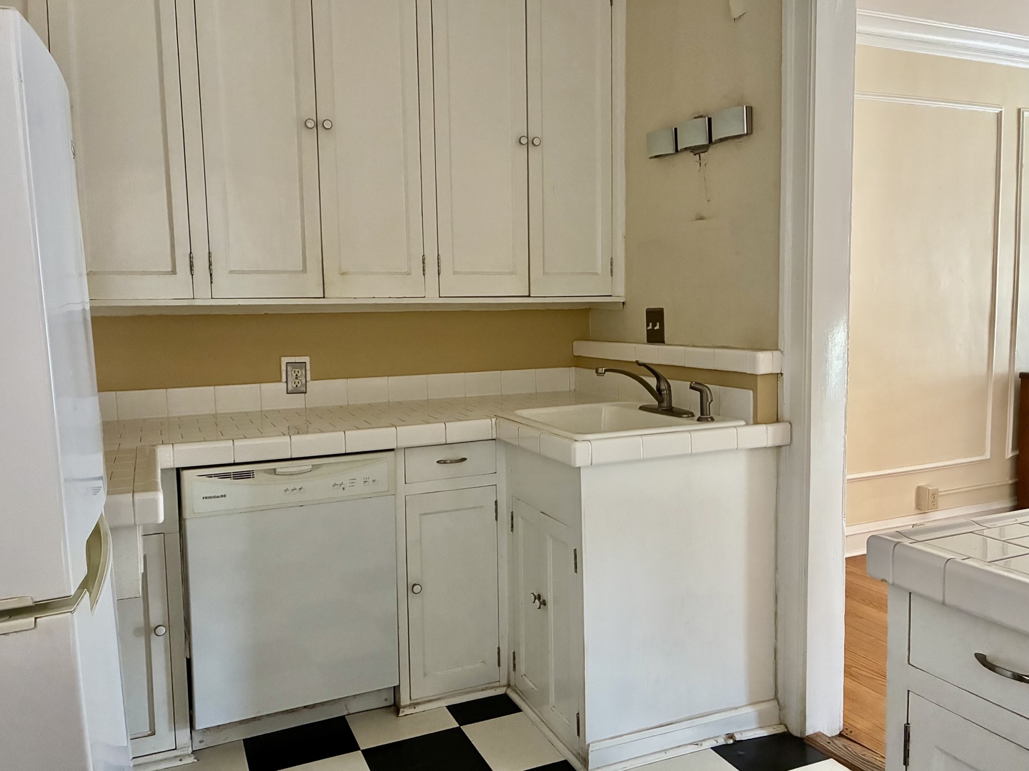 2506 N Harrison Street E1 Property Photo 18