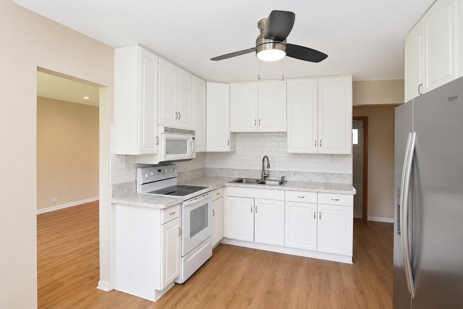 7n435 Linden Avenue Property Photo 11
