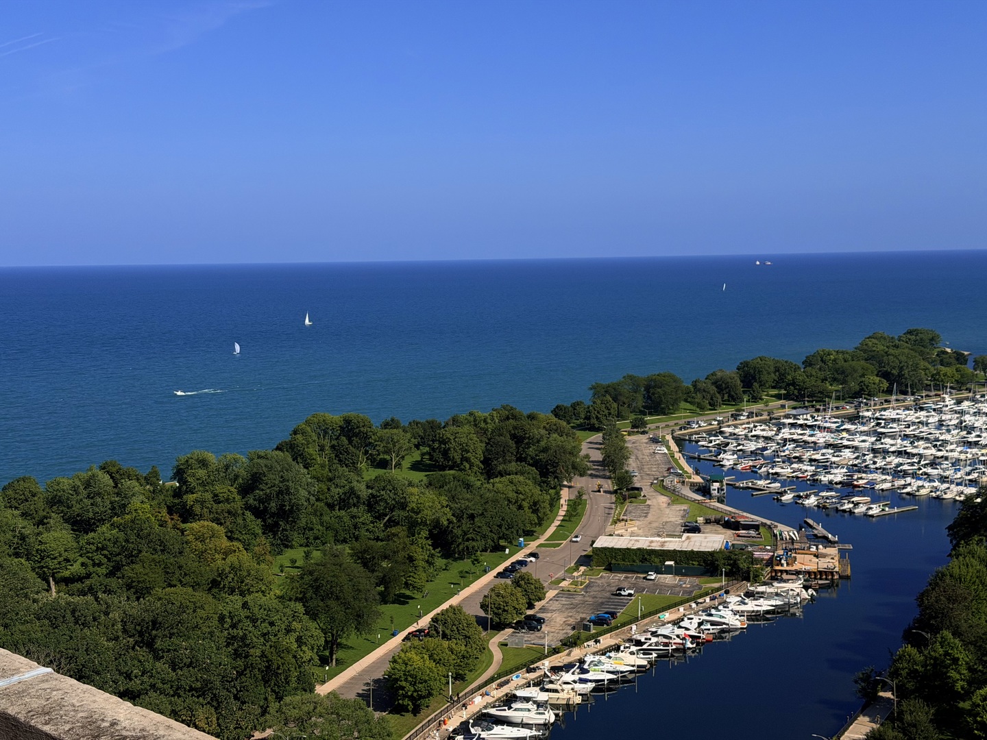 3550 N Lake Shore Drive 1117 Property Photo 3