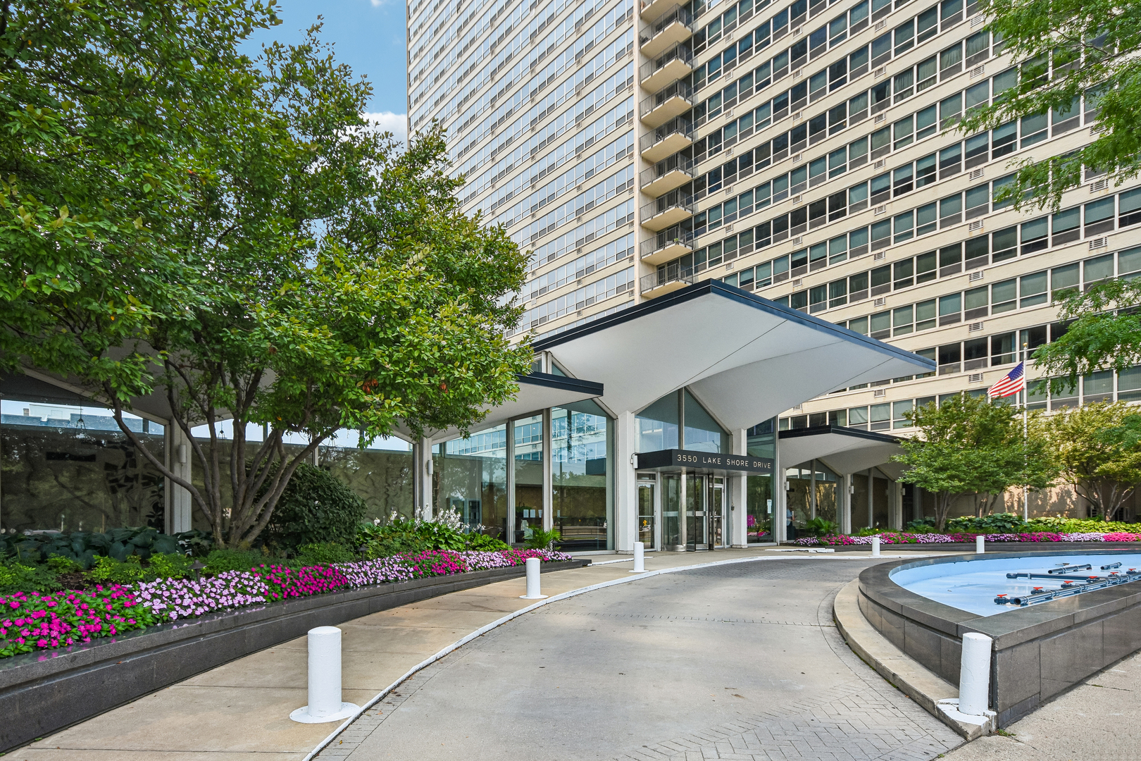 3550 N Lake Shore Drive 1117 Property Photo 10