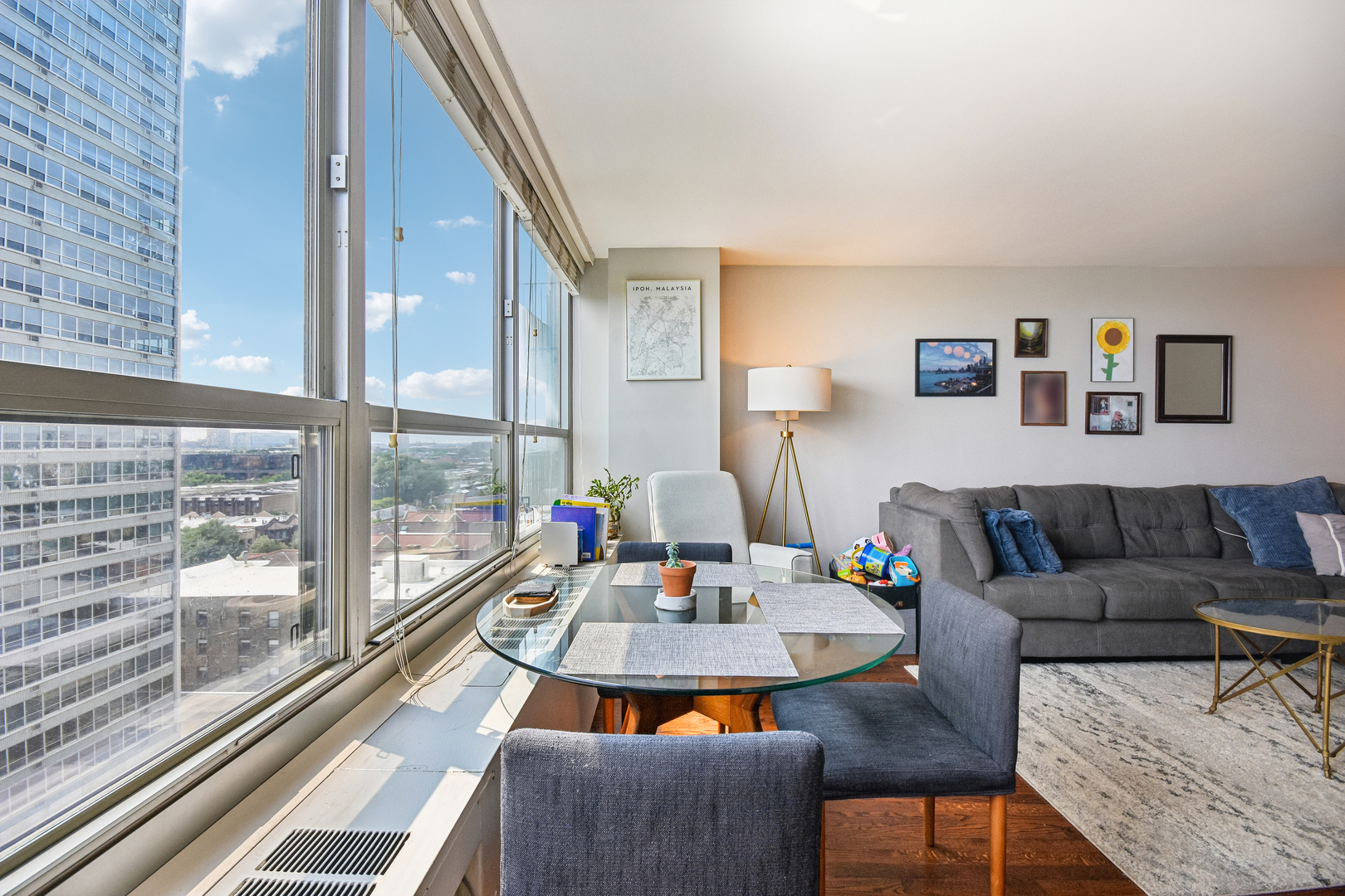 3550 N Lake Shore Drive 1117 Property Photo 14