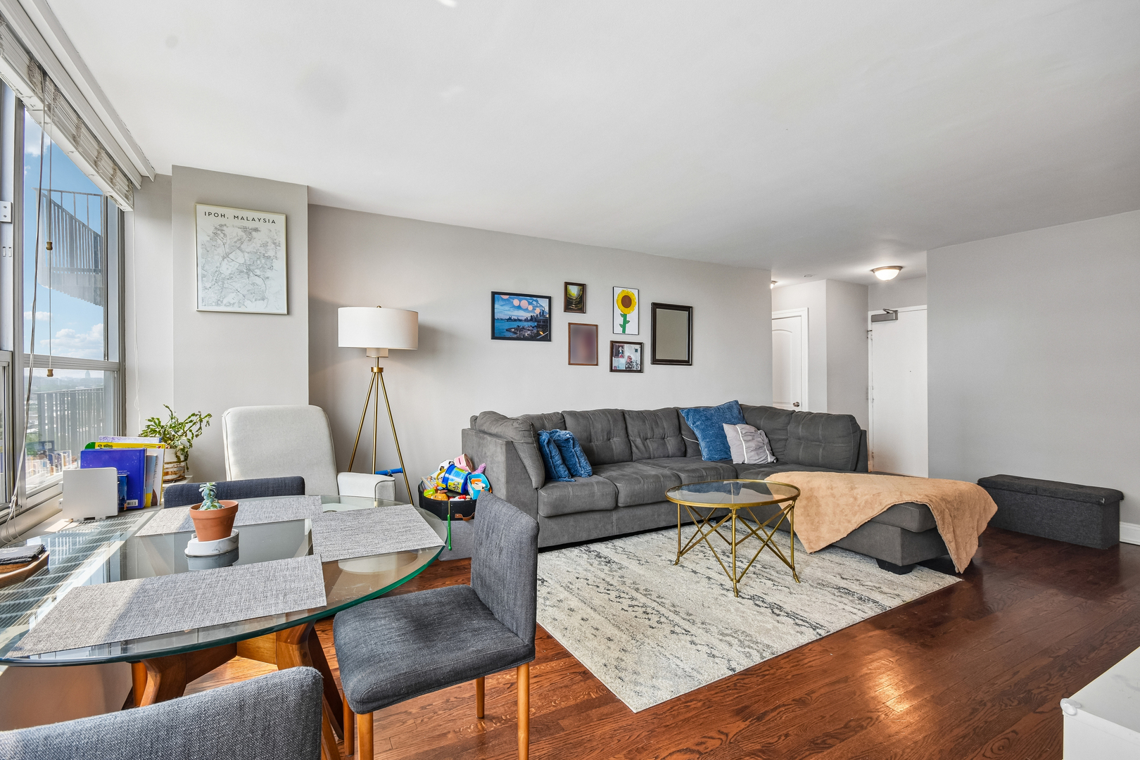 3550 N Lake Shore Drive 1117 Property Photo 15