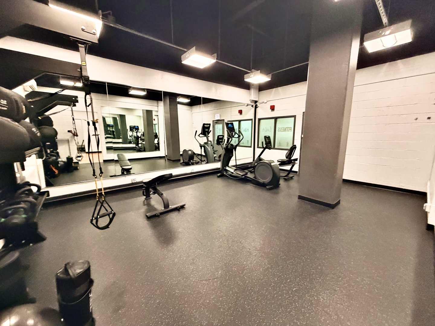 3550 N Lake Shore Drive 1117 Property Photo 34