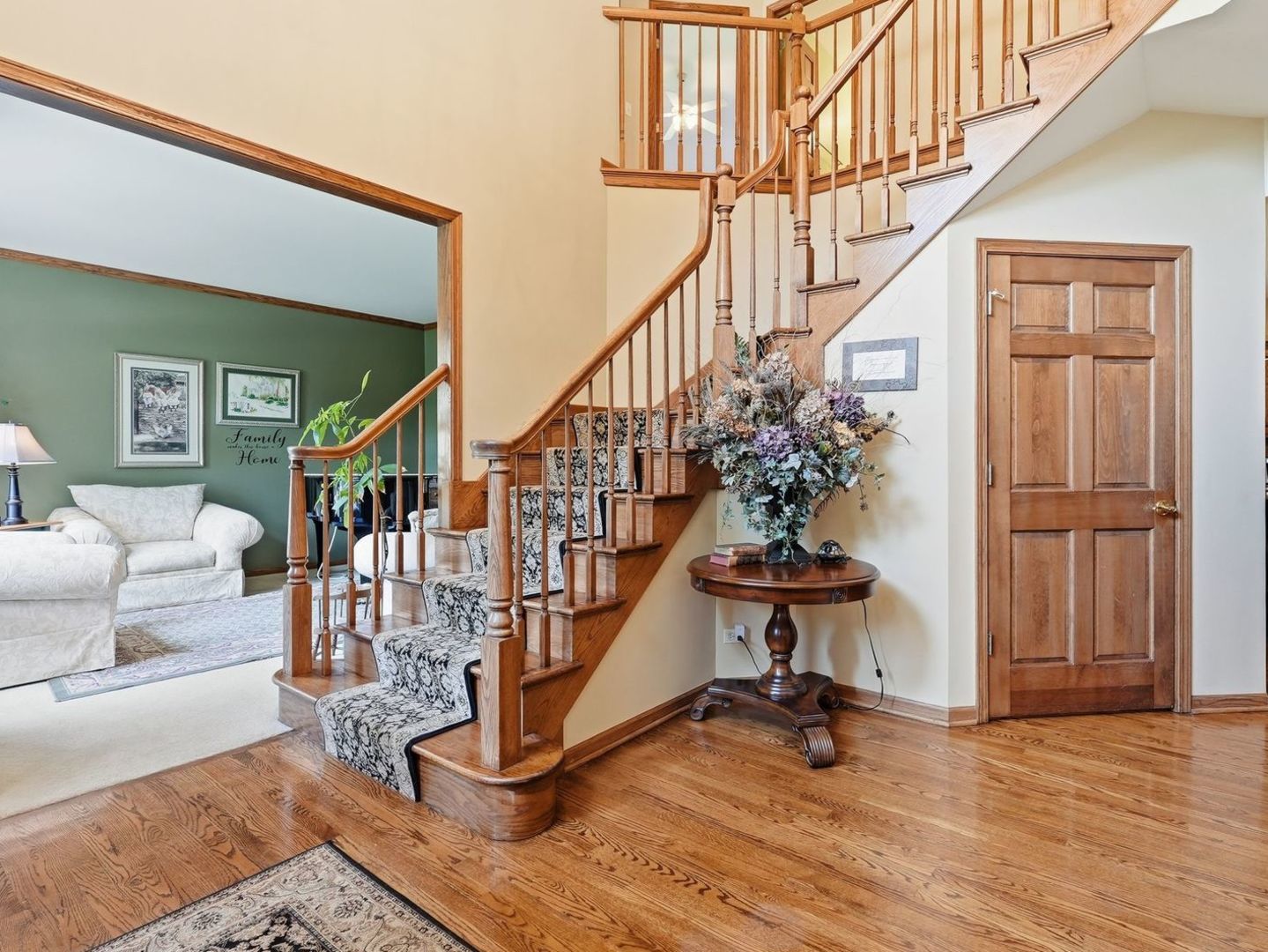 1731 Princess Circle Property Photo 8