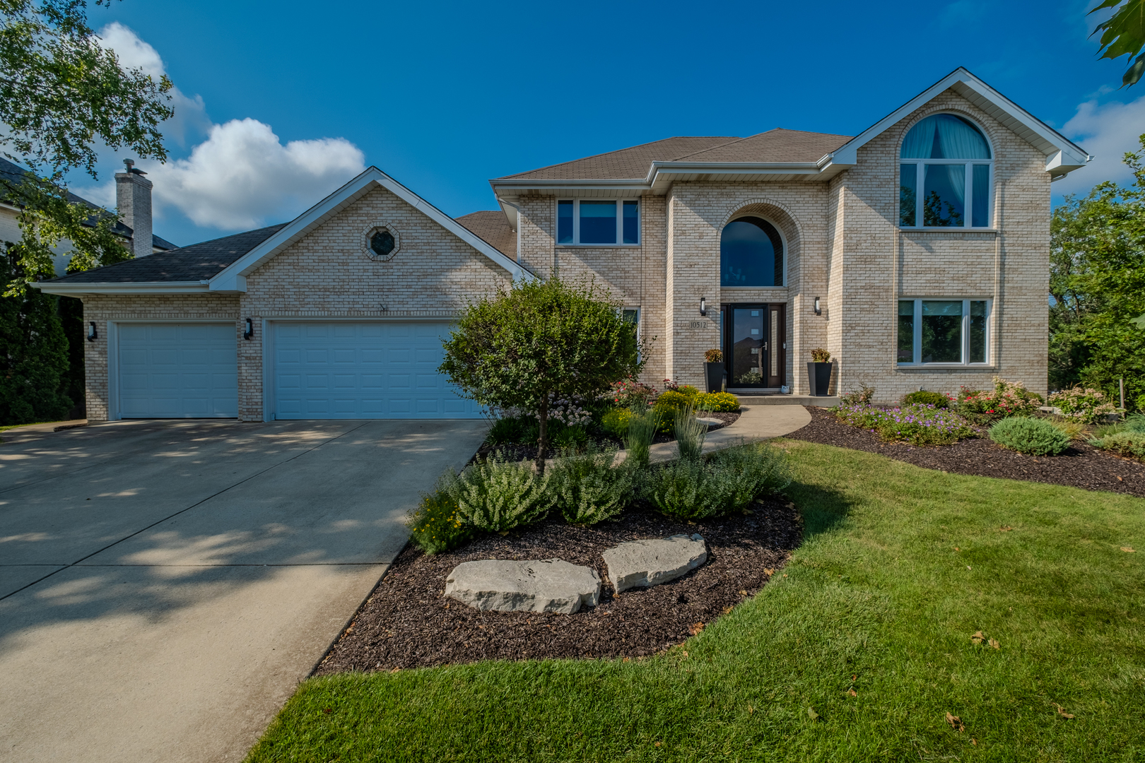 10512 Louetta Lane Property Photo 1