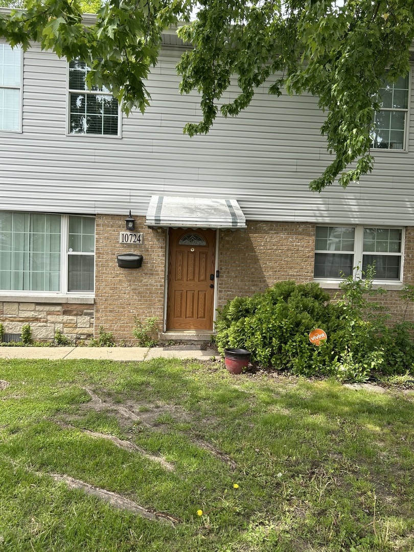 10724 S Pulaski Road Property Photo 1