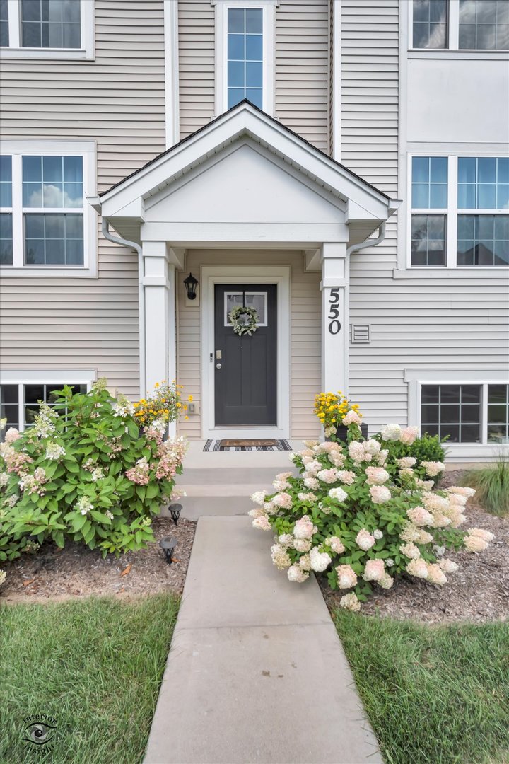 550 Spring Leaf Drive Property Photo 2