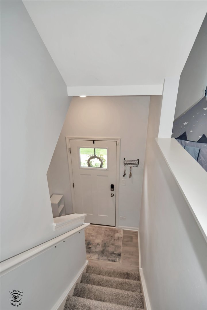 550 Spring Leaf Drive Property Photo 3