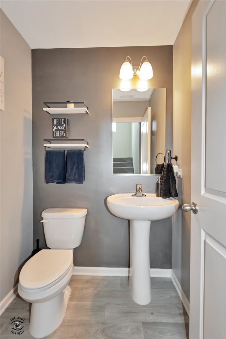 550 Spring Leaf Drive Property Photo 16