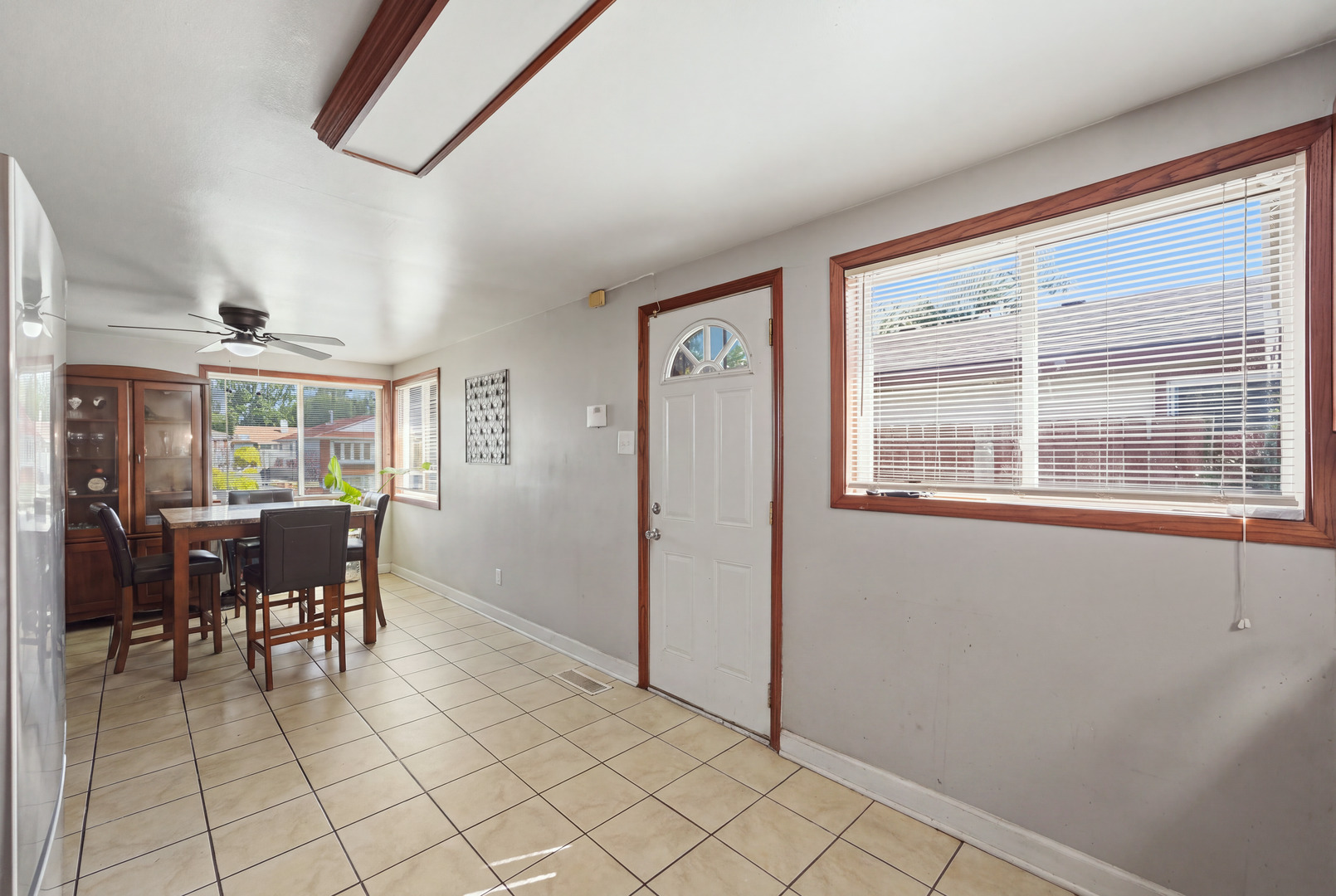 3215 Emery Lane Property Photo 6