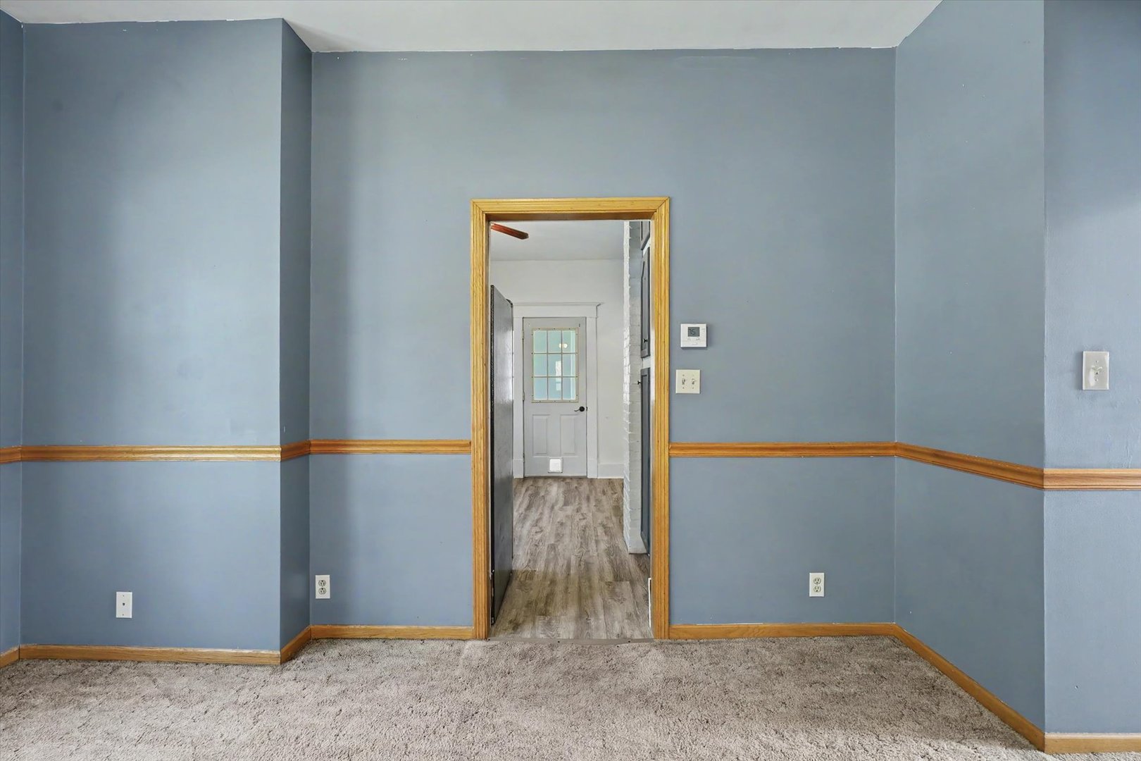 302 S Olmstead Street Property Photo 12