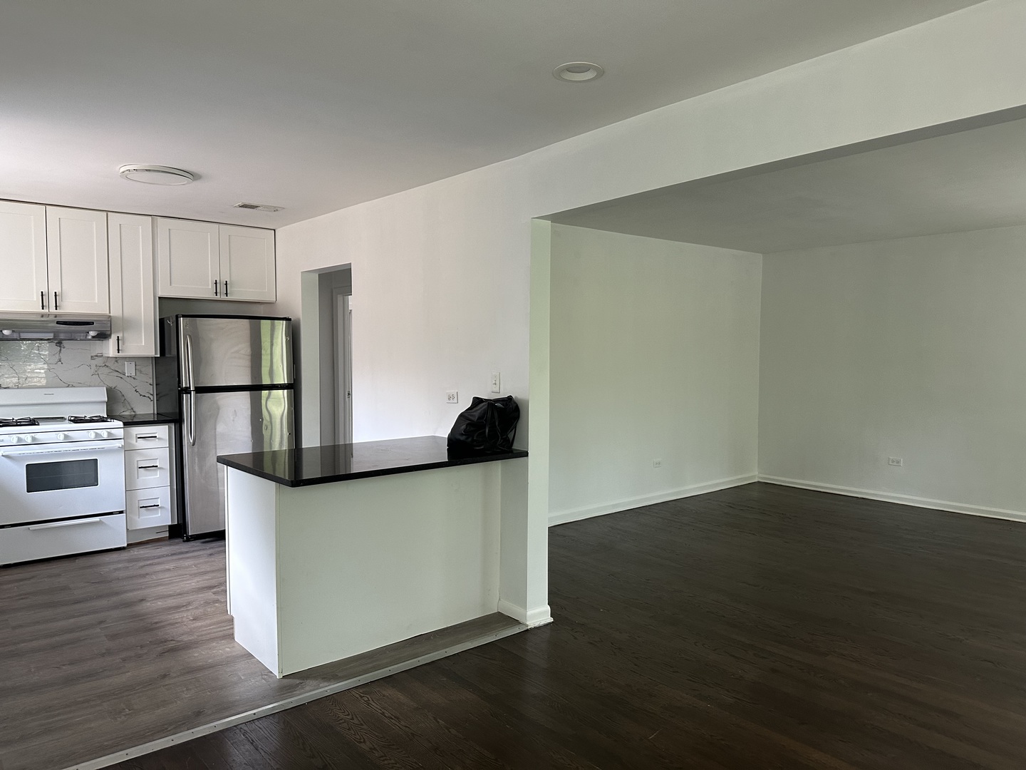 8638 Trumbull Avenue 2 Property Photo 15