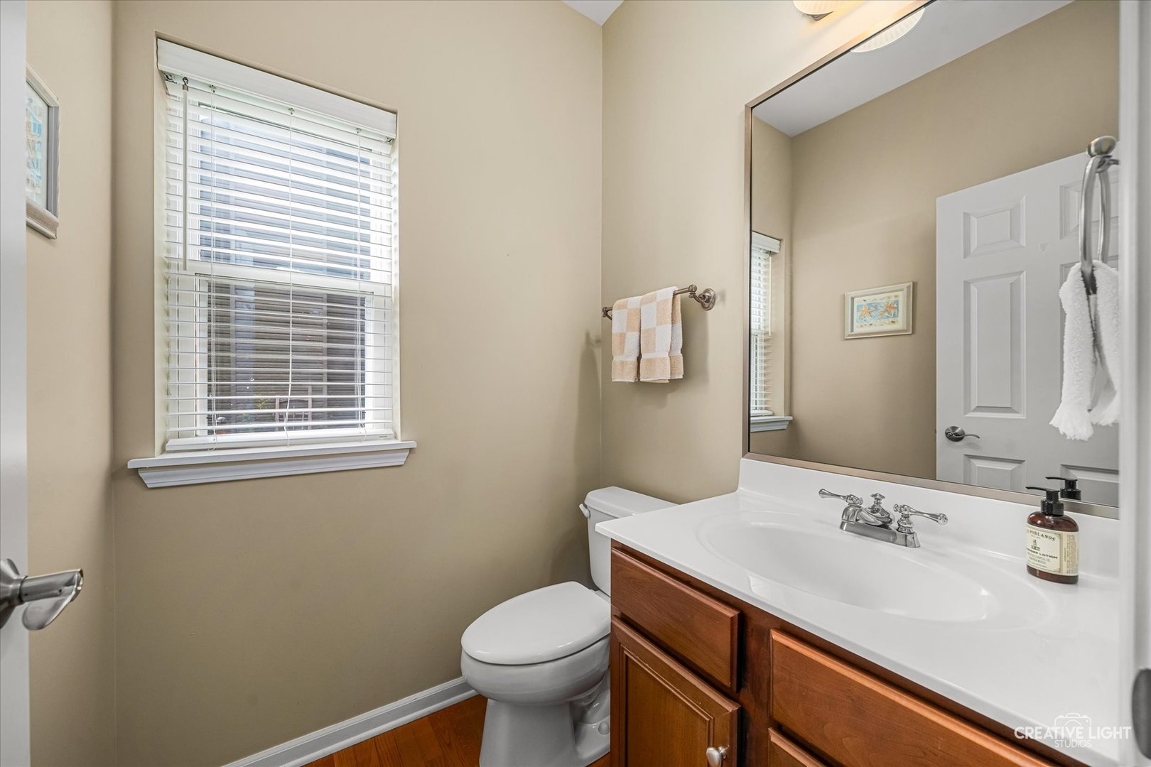 39w511 S Hyde Park Property Photo 15