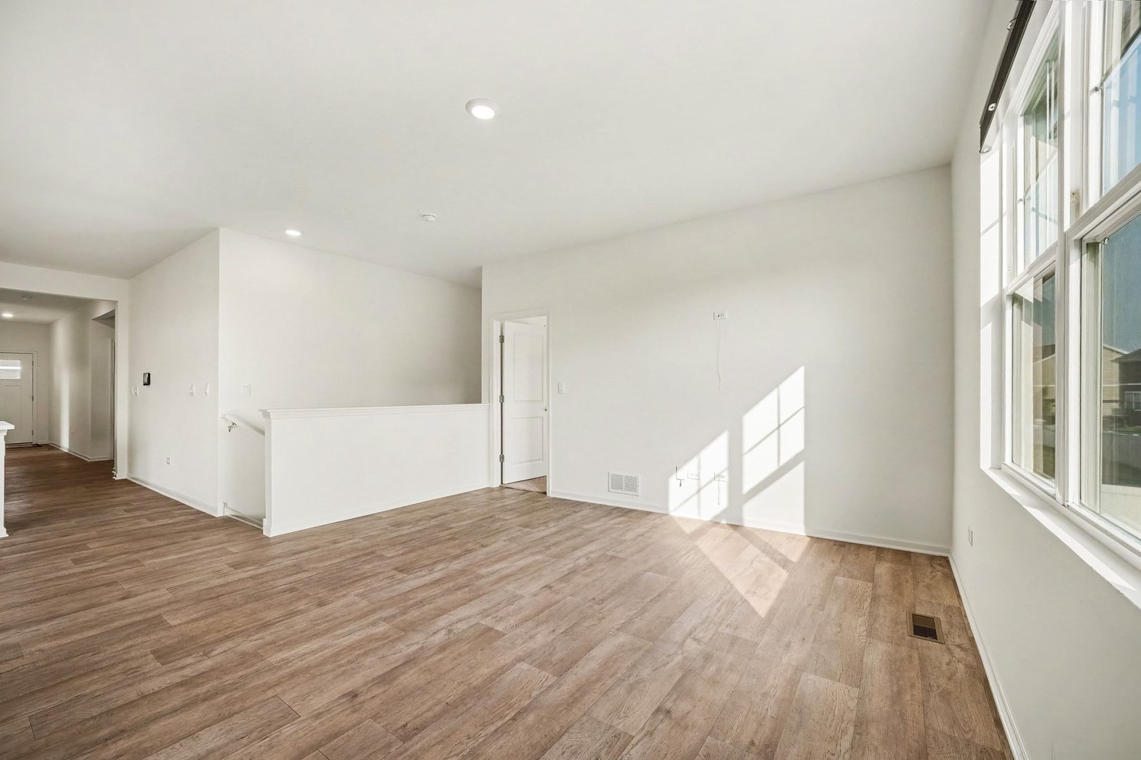 25428 W Ashton Drive Property Photo 5