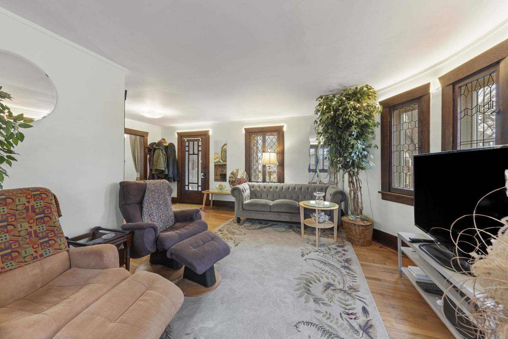 535 N Ashland Avenue Property Photo 7