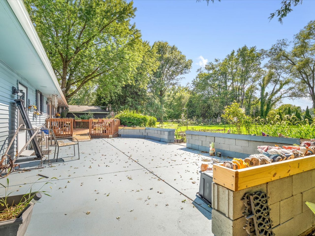 12724485 Property Photo 19