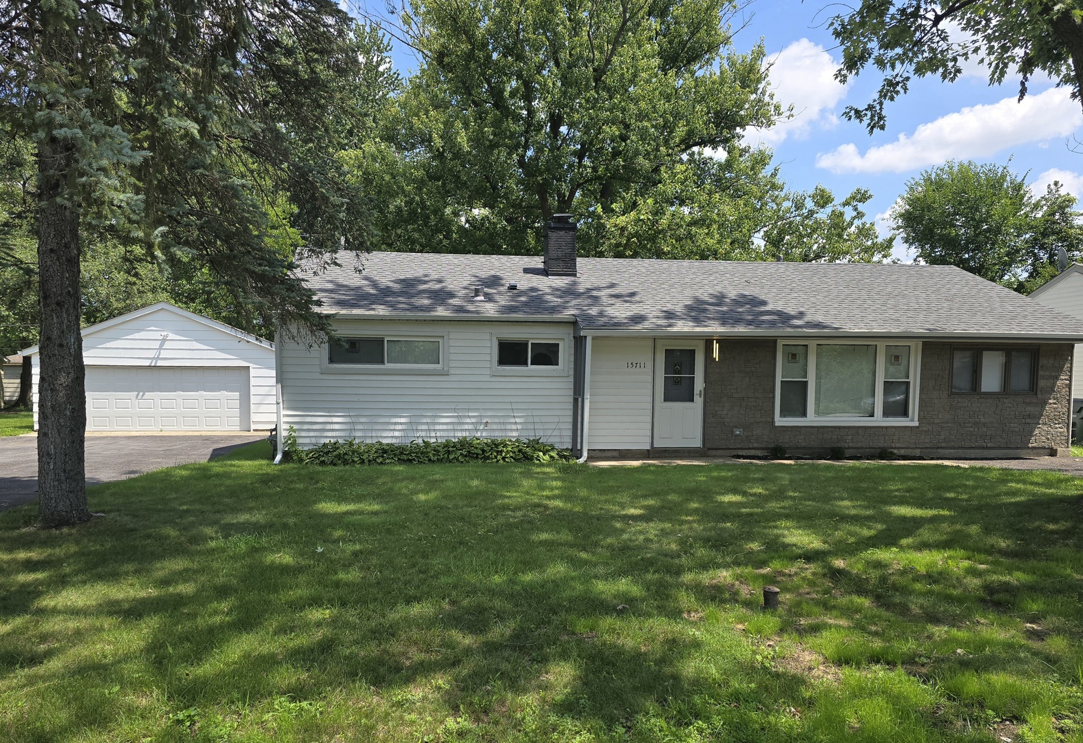 12724492 Property Photo 1