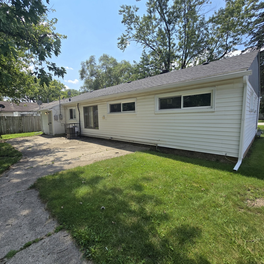 12724492 Property Photo 3