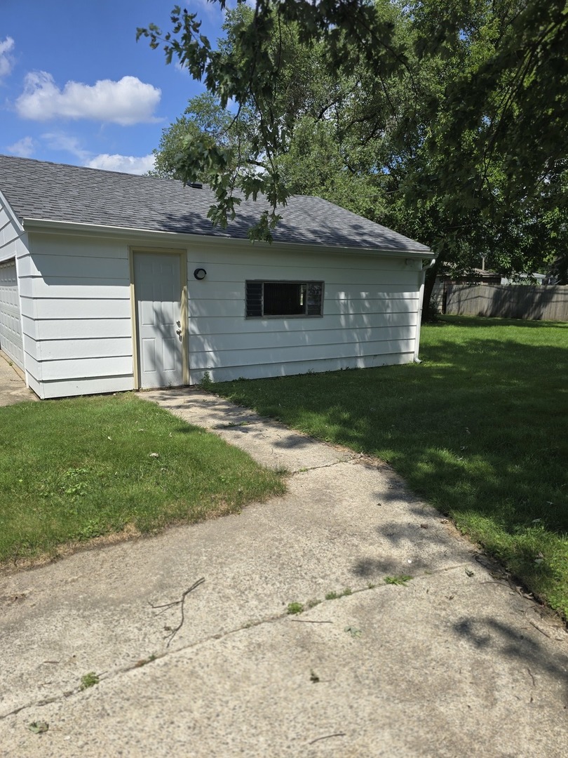 12724492 Property Photo 22