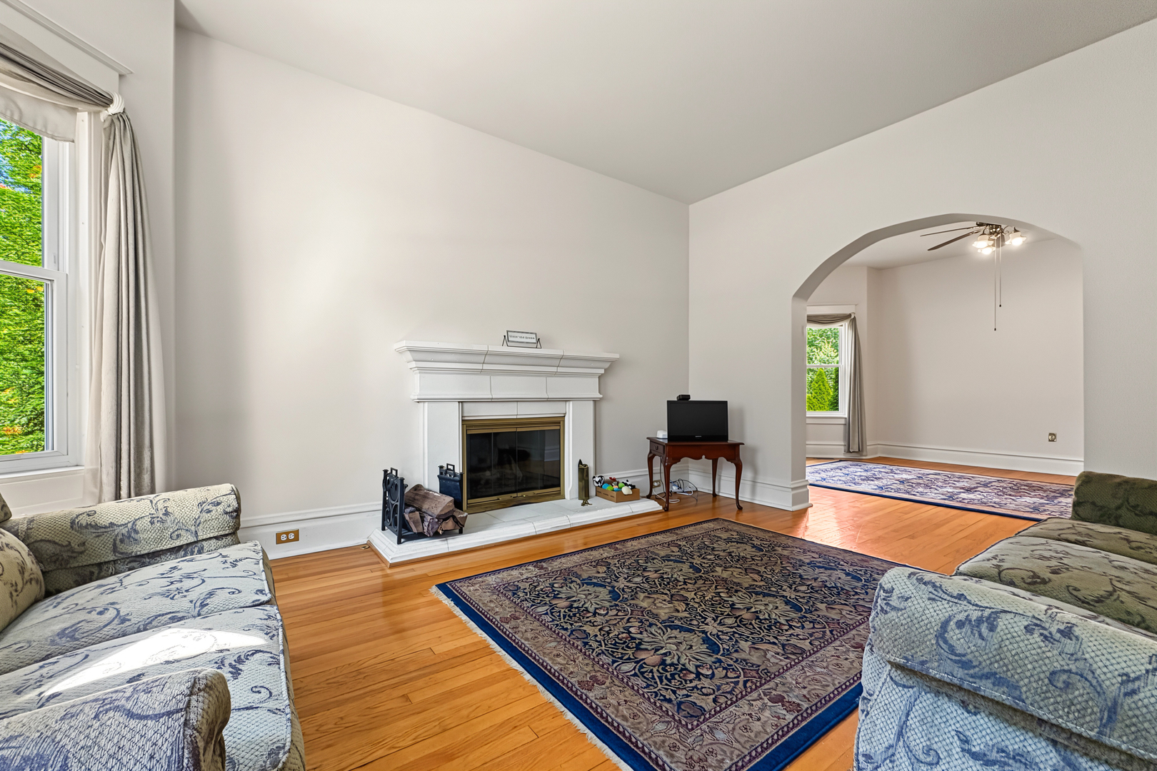 695 Prairie Avenue Property Photo 4