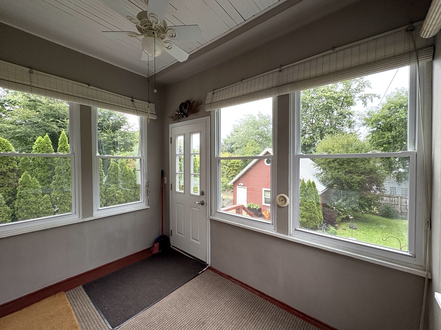 695 Prairie Avenue Property Photo 23