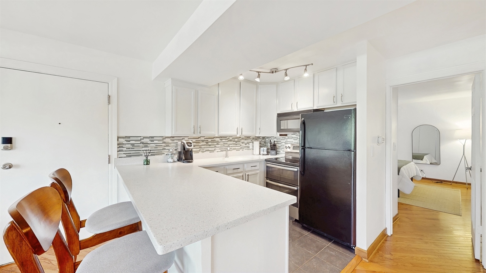 5880 Forest View Road C Property Photo 2