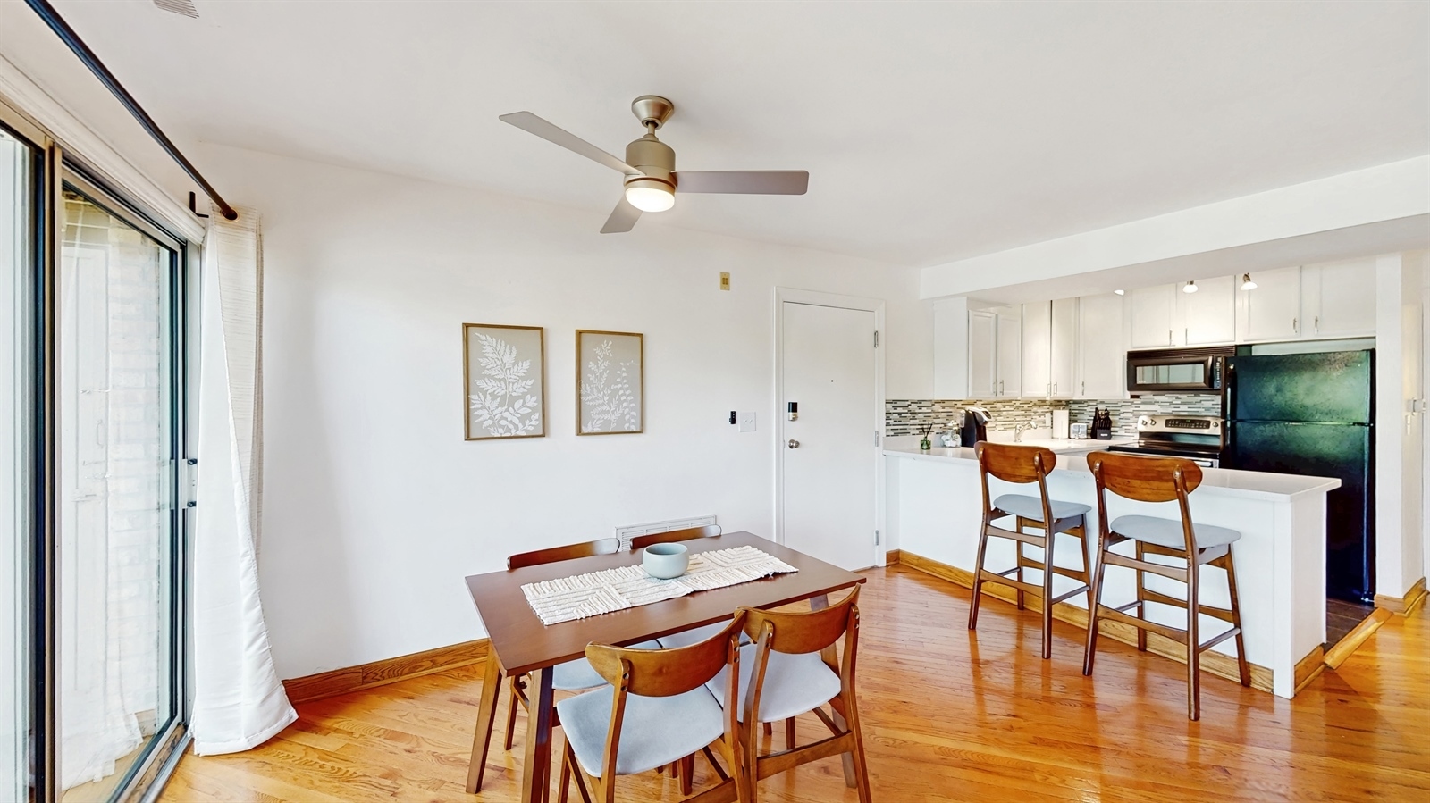 5880 Forest View Road C Property Photo 4