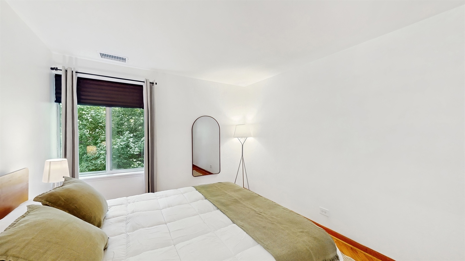 5880 Forest View Road C Property Photo 21