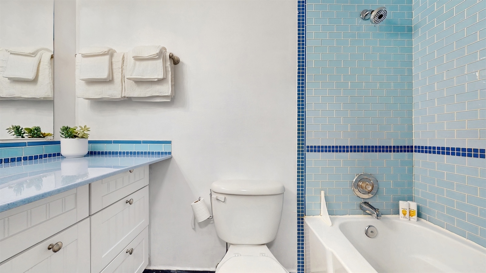 5880 Forest View Road C Property Photo 22