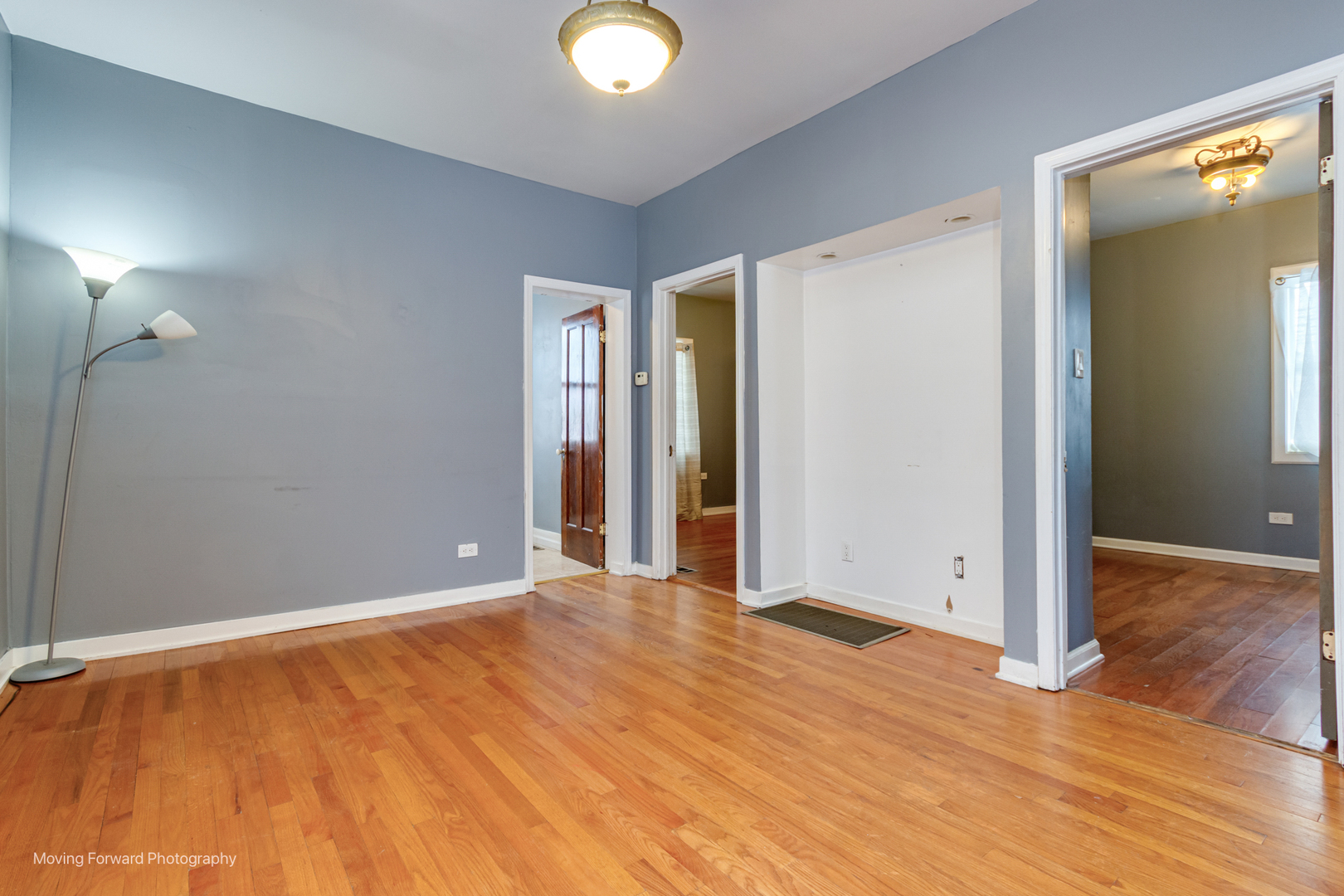 5918 S Albany Avenue Property Photo 8