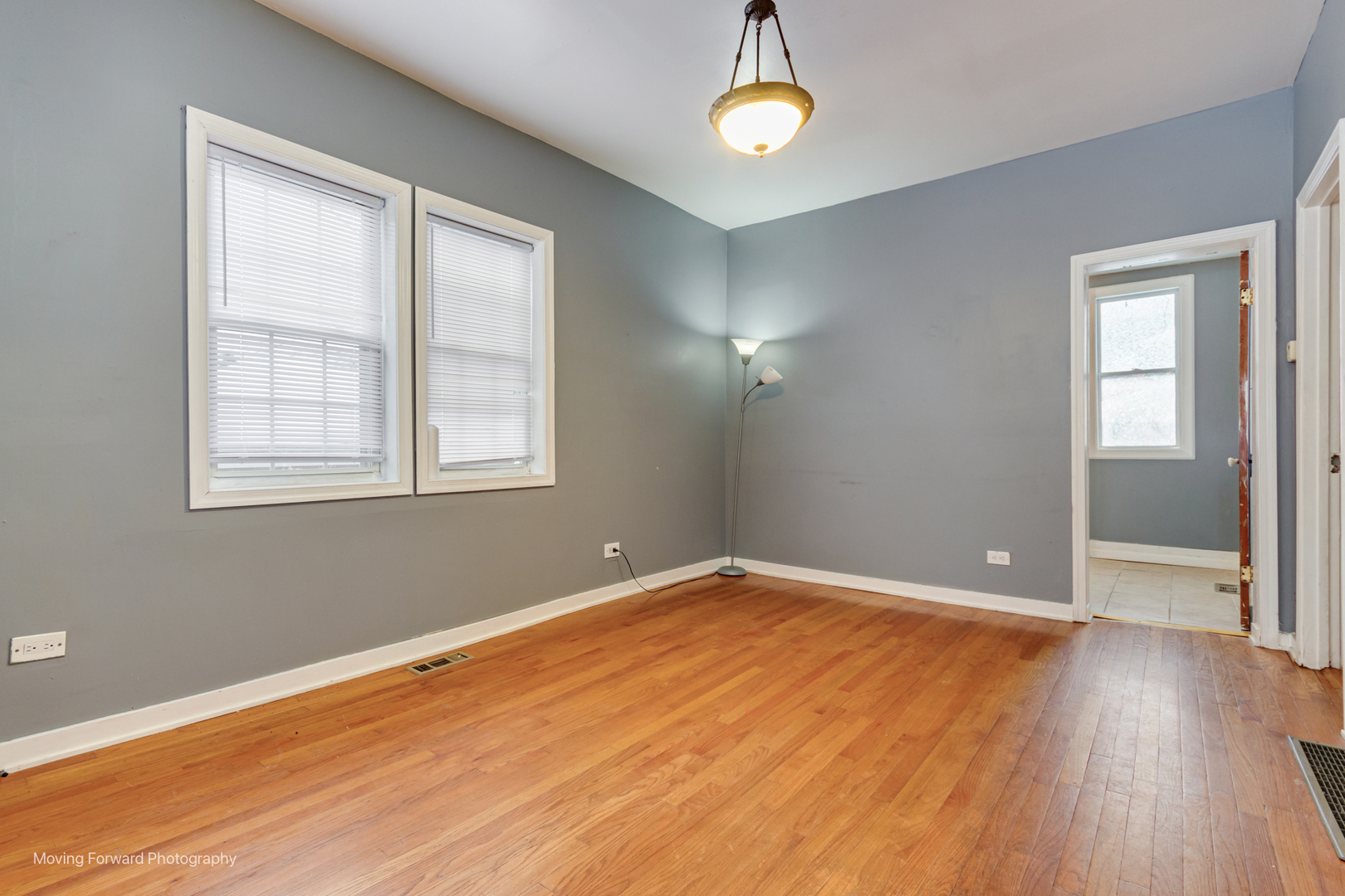 5918 S Albany Avenue Property Photo 9
