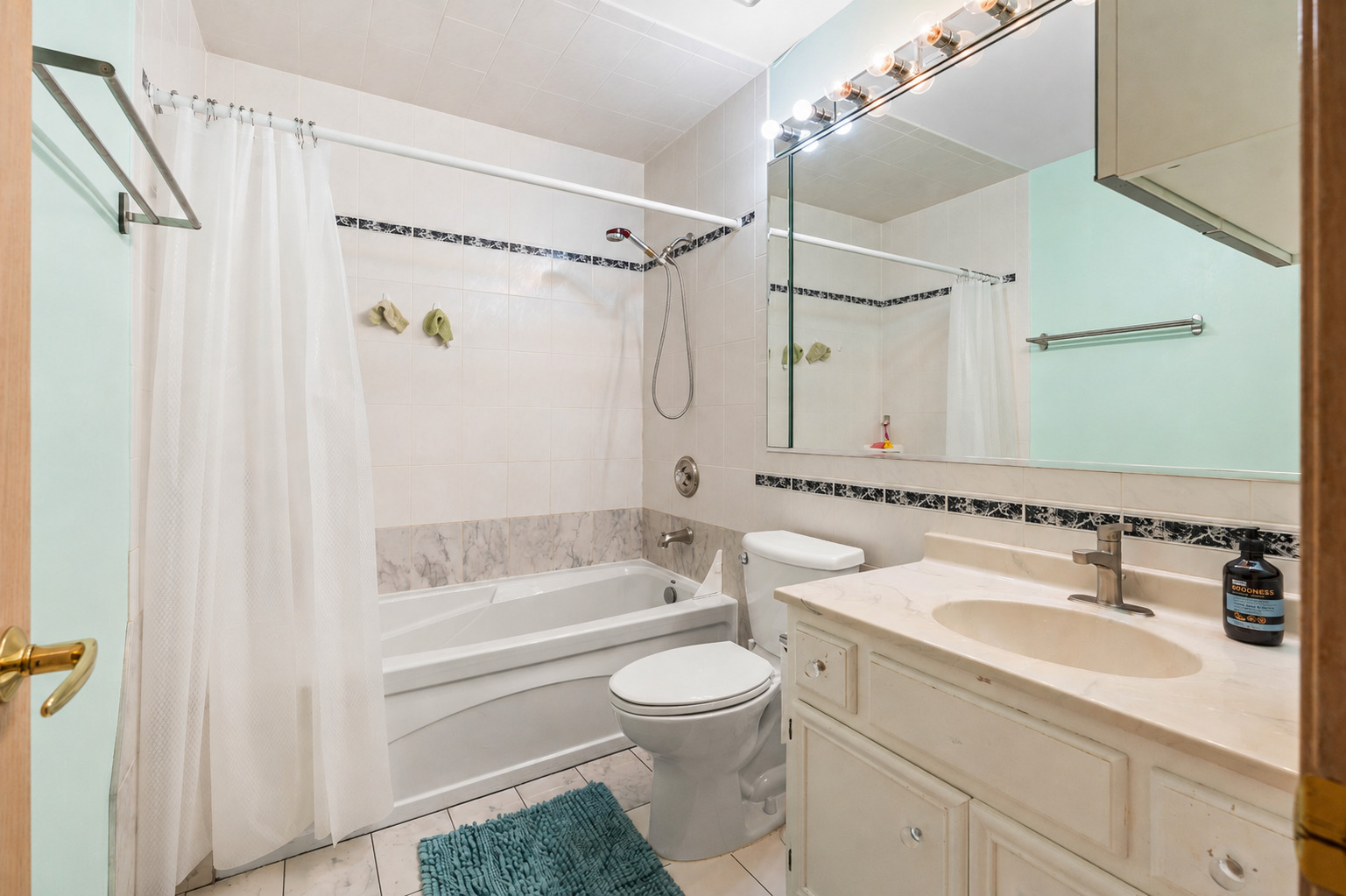 5729 N Cicero Avenue 3b Property Photo 17