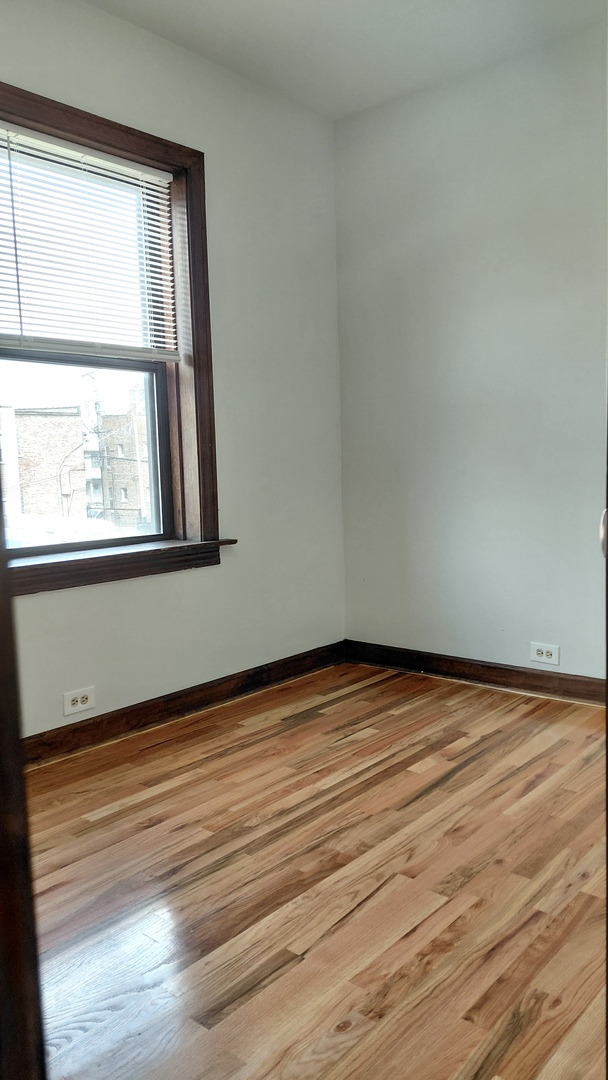 4810 W Armitage Avenue 2f Property Photo 9
