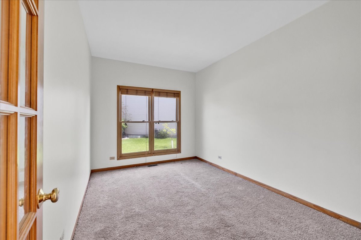 24963 Heritage Oaks Drive Property Photo 6
