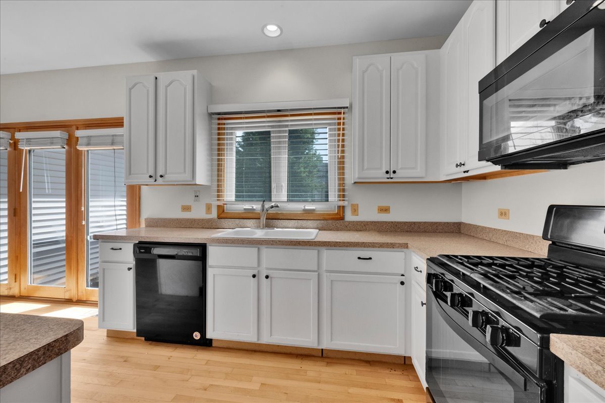 24963 Heritage Oaks Drive Property Photo 15
